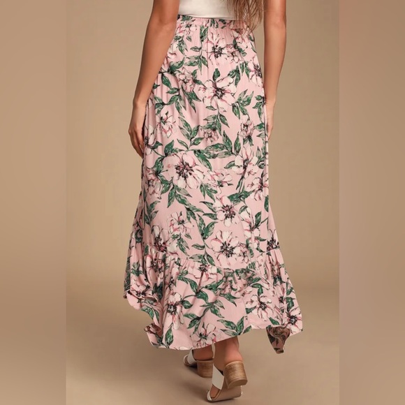 Never worn - Haole Blush Pink Tropical Print Ruffled Maxi Skirt - Picture 4 of 5